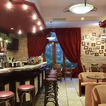 Otel Mont Helmos