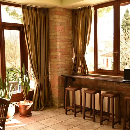 Mont Helmos Hotel