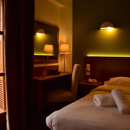 ホテル Mont Helmos クリトリア