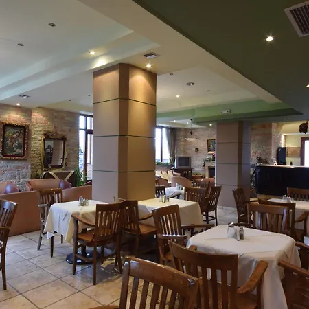 Mont Helmos 3* كليتوريا