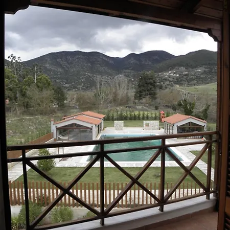 فندق Mont Helmos 3*