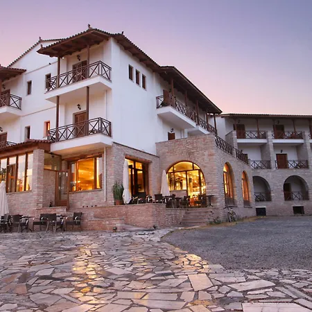 Mont Helmos Hotel 3*