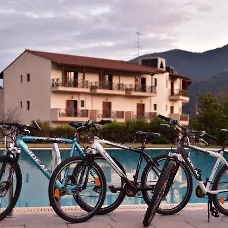 Hotel Mont Helmos