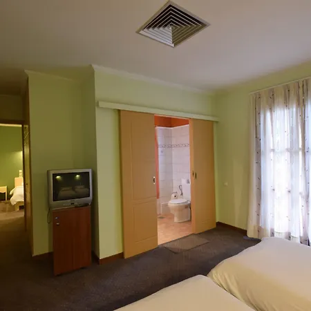 Mont Helmos Hotel