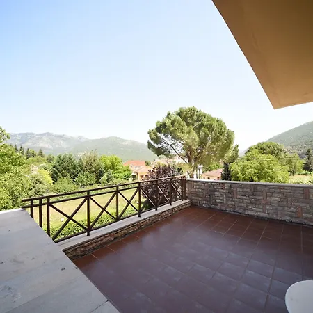 Hotel Mont Helmos