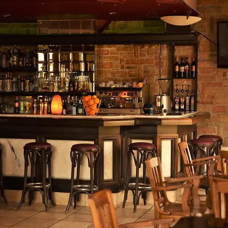 Mont Helmos فندق كليتوريا