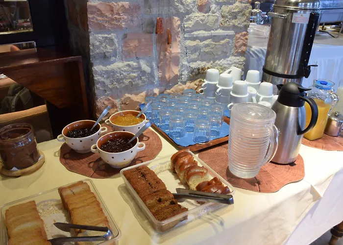 Mont Helmos Hotell Klitoria