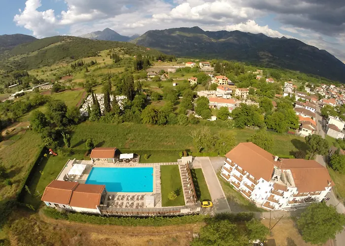 Hotell Mont Helmos 3*