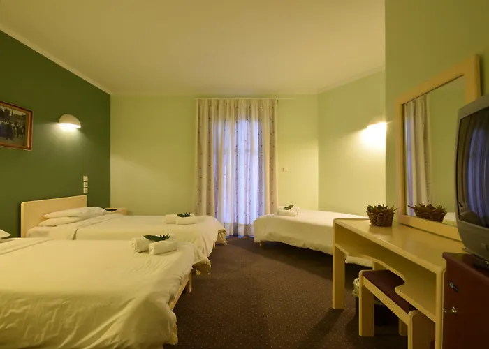 Mont Helmos Hotel 3*