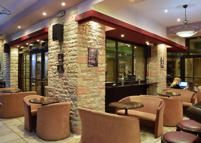 Mont Helmos Hotell Klitoria