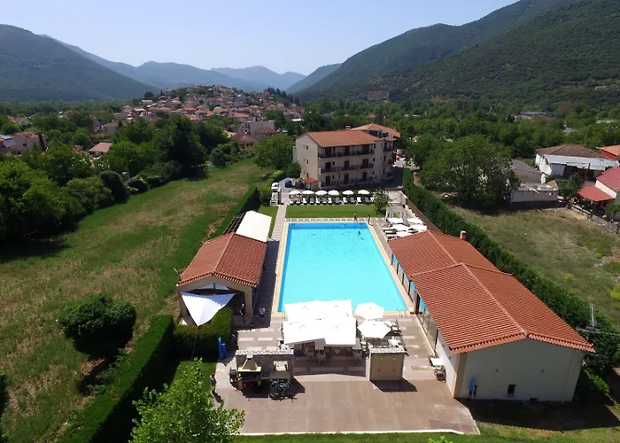 Mont Helmos Hotell