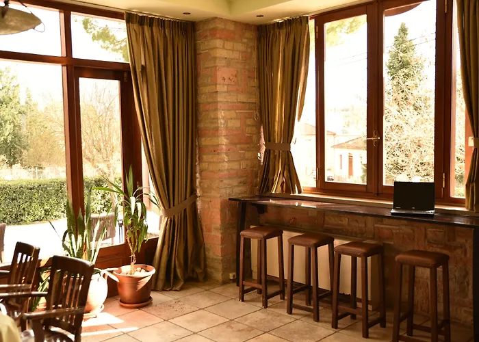 Mont Helmos Hotell 3*